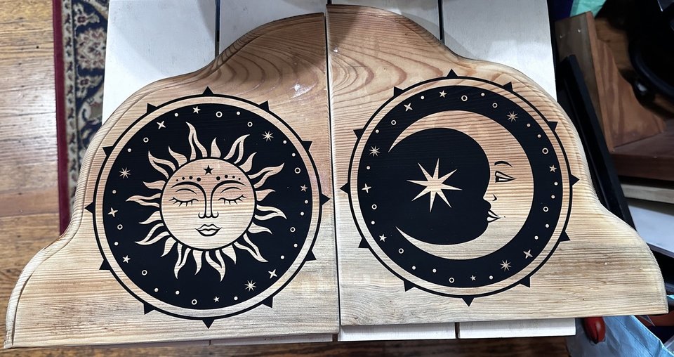 A Special Item Piece, Sun and Moon plaques