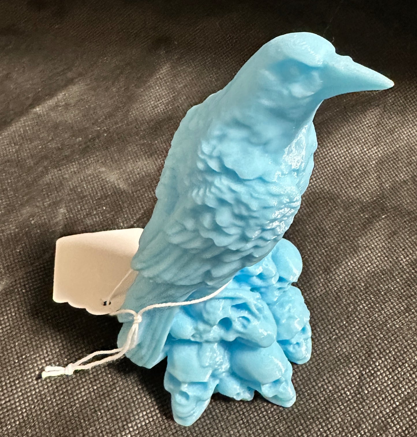 Raven on Pile of Skulls 3d Print