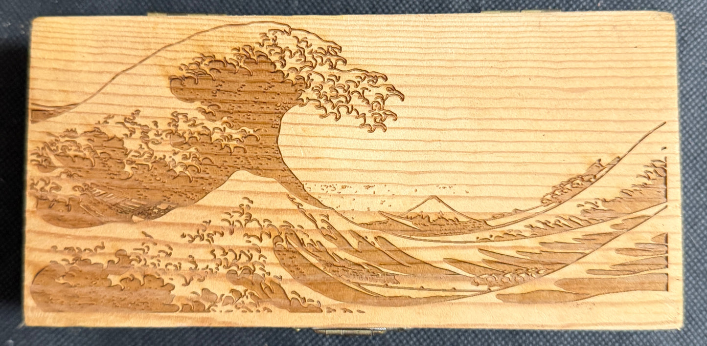 Great Wave of Hakkusai Box
