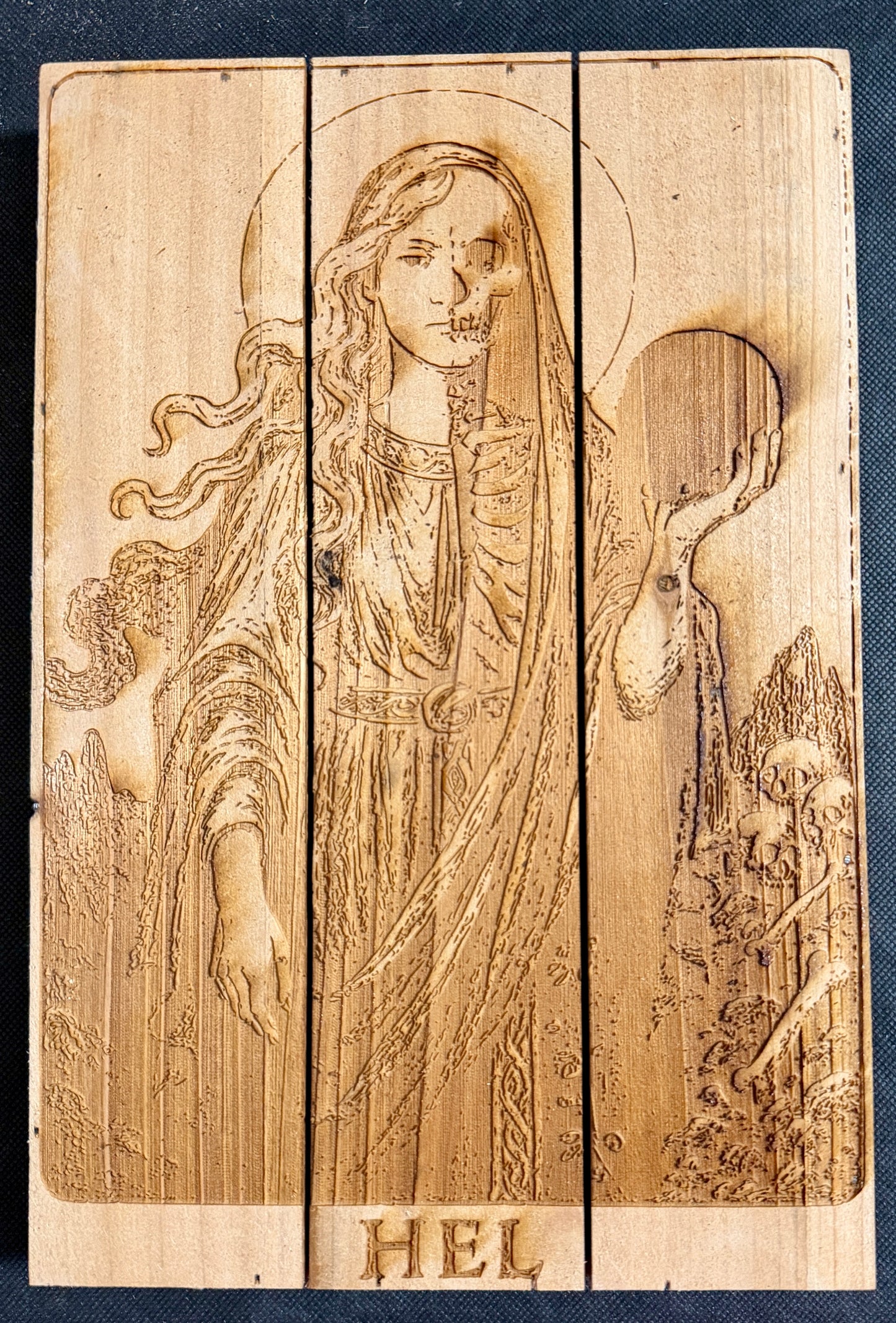 Hel Tarot Plaque